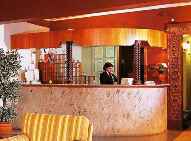 Leo Hotel Leonessa Exterior foto